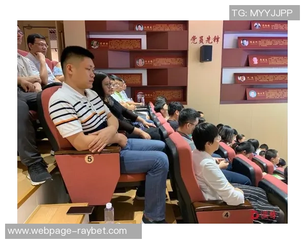 徐昕的艺术之路：从初心到巅峰的探索与坚持