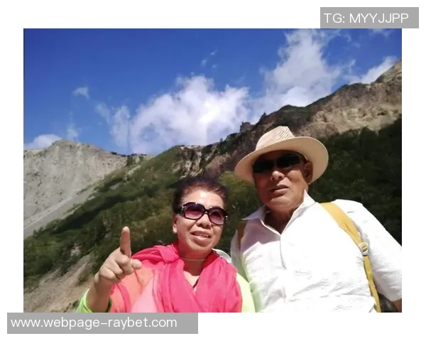 攀登人生的巅峰：赵秀英与深度对话的启示与反思